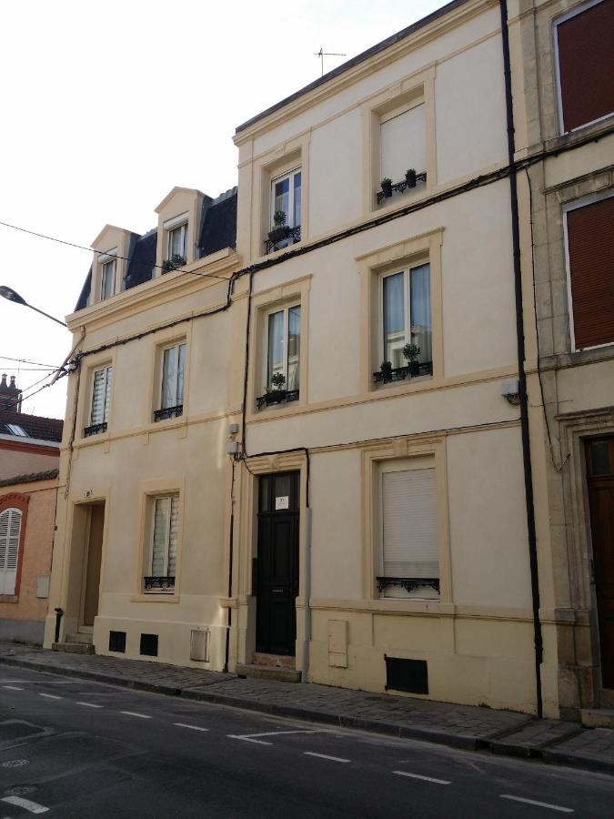ריימס Les Appartements De Champagne מראה חיצוני תמונה